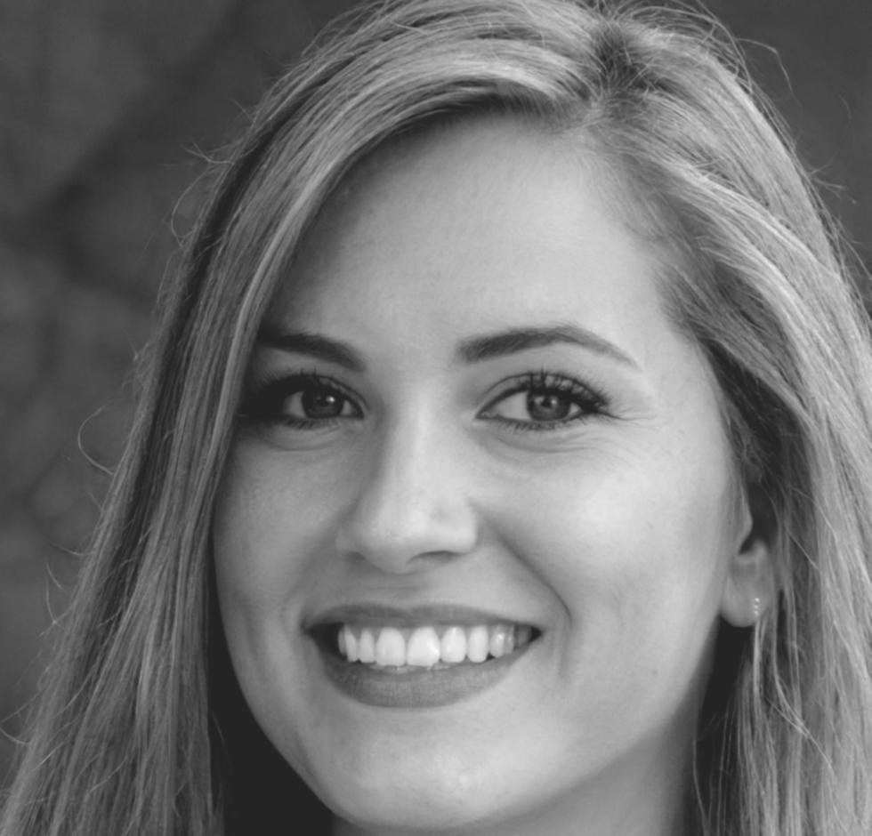 Portrait de Marie Dubois, experte en workflows financiers